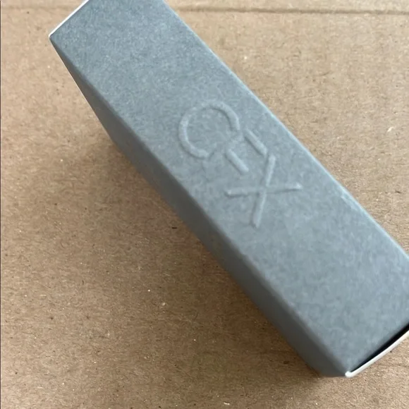 NIB COVER FX Power Play Foundation F2 - Picture 5 of 5